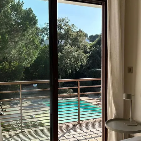 Tres Belle Valescure Raphael -piscine Chauffee Villa *